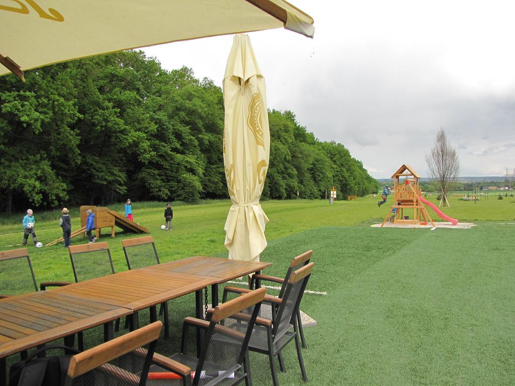 Rivendell Apartments Prague Ngoại thất bức ảnh