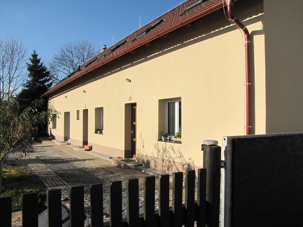 Rivendell Apartments Prague Ngoại thất bức ảnh